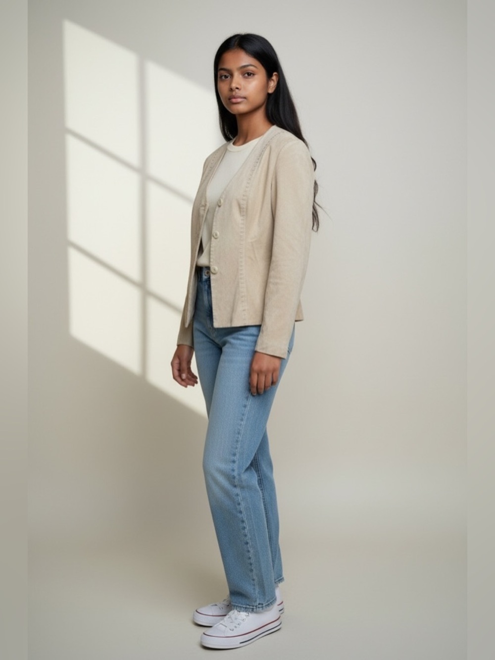 Danier beige suede vintage collarless blazer